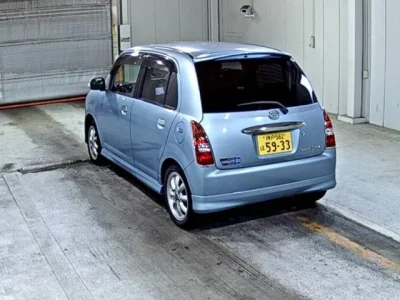 Daihatsu MIRA