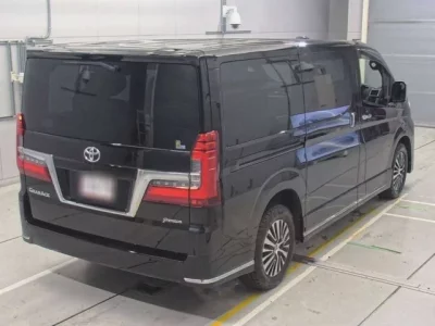 Toyota GRANACE