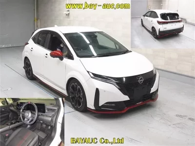 Nissan AURA