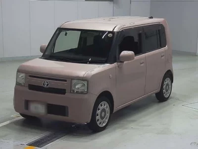 Toyota PIXIS SPACE