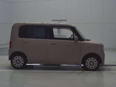 Toyota PIXIS SPACE