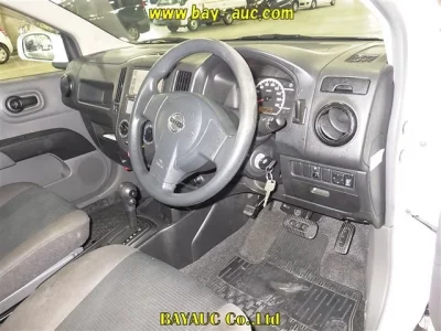 Nissan AD