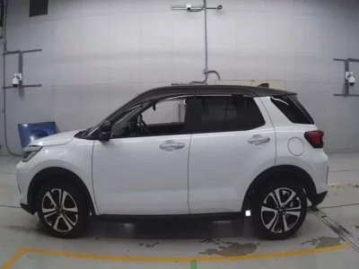Daihatsu ROCKY