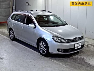 Volkswagen GOLF VARIANT