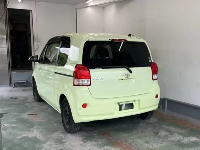 Toyota PORTE