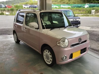 Daihatsu MIRA