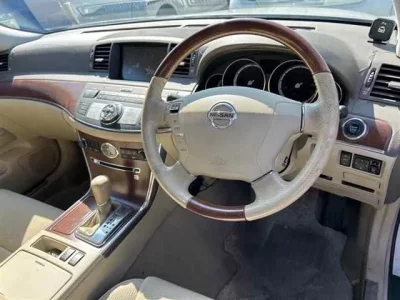 Nissan FUGA