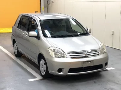 Toyota RAUM