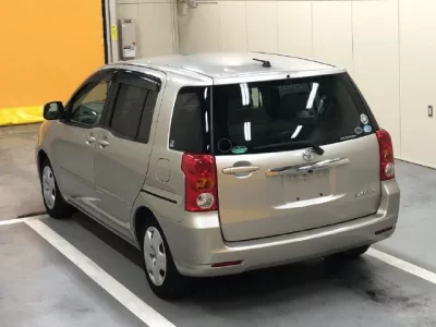 Toyota RAUM