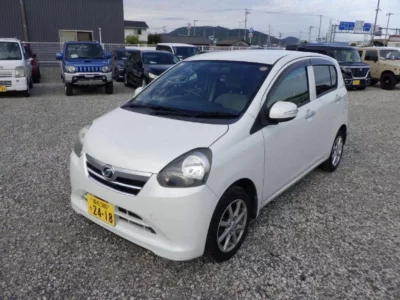 Daihatsu MIRA E S