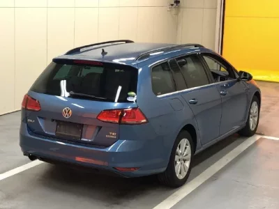 Volkswagen GOLF VARIANT