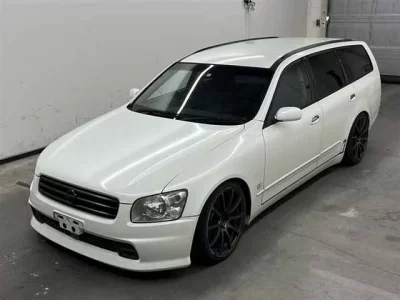 Nissan STAGEA