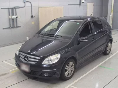 Mercedes-Benz B CLASS