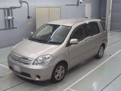 Toyota RAUM