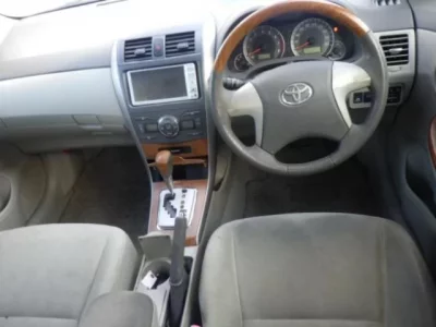 Toyota COROLLA AXIO