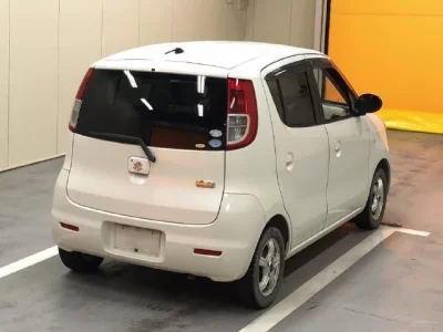Suzuki MRWAGON