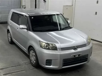 Toyota COROLLA RUMION