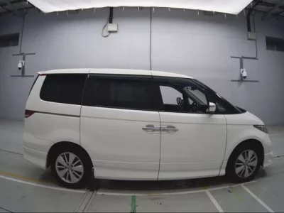 Honda ELYSION