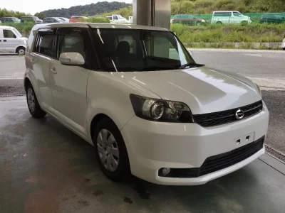 Toyota COROLLA RUMION