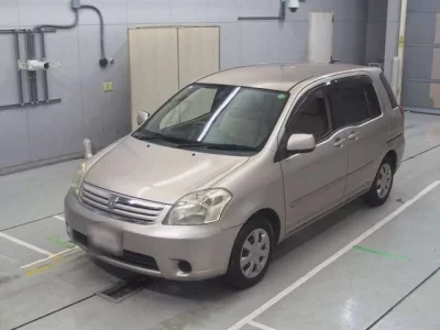 Toyota RAUM