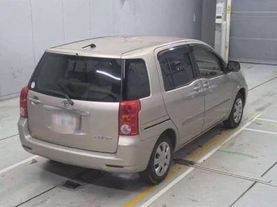 Toyota RAUM