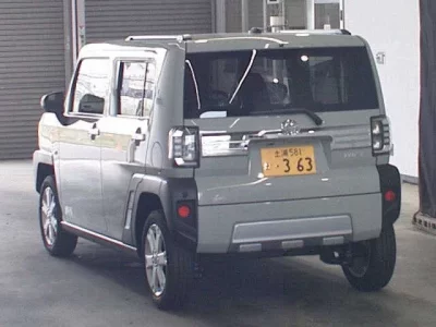 Daihatsu TAFT