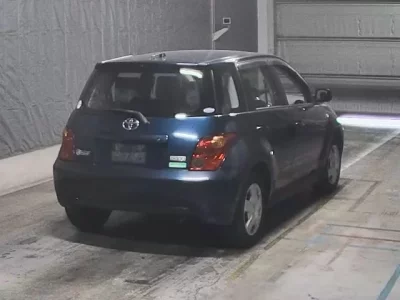 Toyota IST