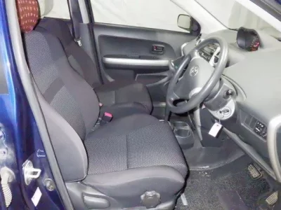 Toyota IST