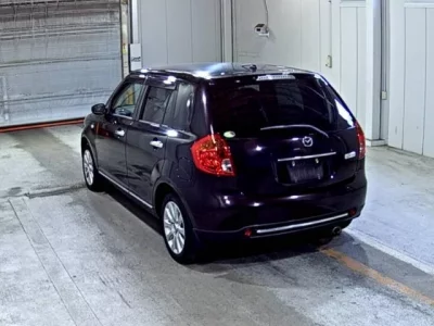 Mazda VERISA