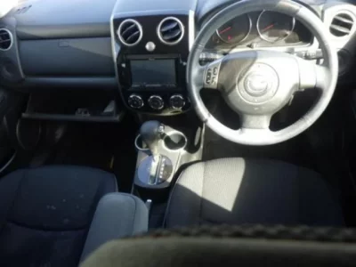 Mazda VERISA