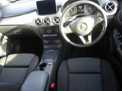 Mercedes-Benz B CLASS