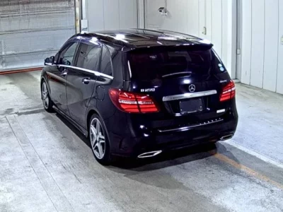 Mercedes-Benz B CLASS