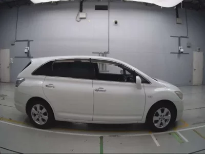 Toyota MARK X ZIO