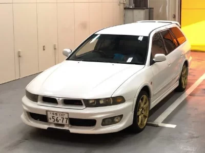 Mitsubishi LEGNUM