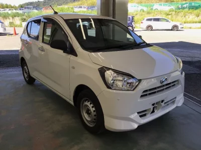 Daihatsu MIRA E S