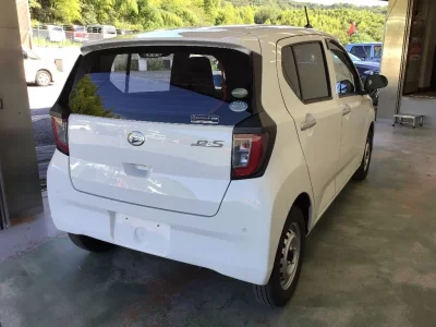 Daihatsu MIRA E S