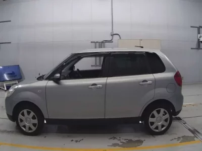Mazda VERISA