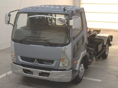 Mitsubishi FUSO FIGHTER