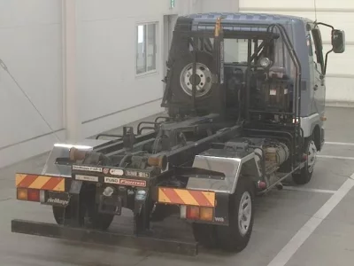 Mitsubishi FUSO FIGHTER