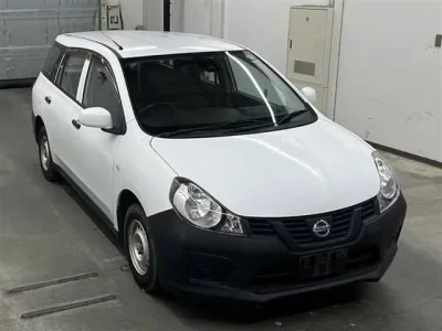 Nissan AD