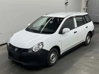 Nissan AD