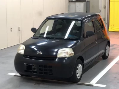 Daihatsu Esse