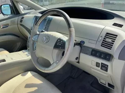 Toyota ESTIMA HYBRID