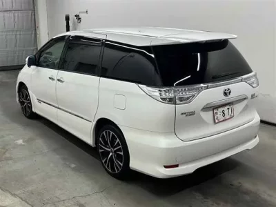 Toyota ESTIMA HYBRID
