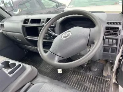 Mazda BONGO VAN