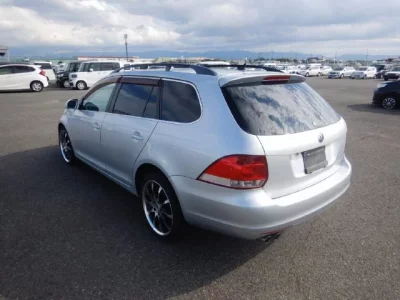 Volkswagen GOLF VARIANT