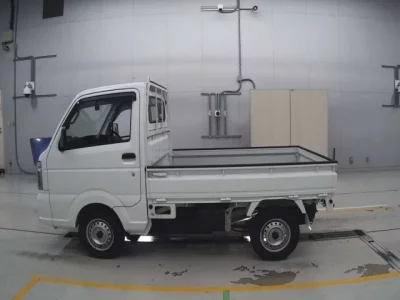 Nissan CLIPPER TRUCK