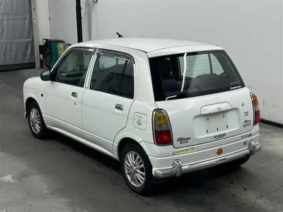 Daihatsu MIRA