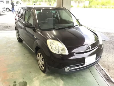 Mazda VERISA
