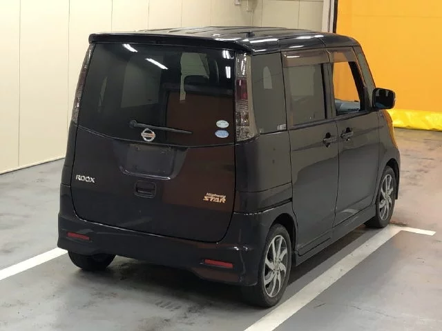 Nissan ROOX